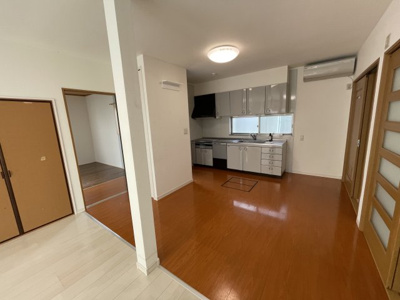 【居間・リビング】 | 南岩国町５丁目　中古戸建