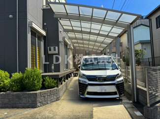 【駐車場】