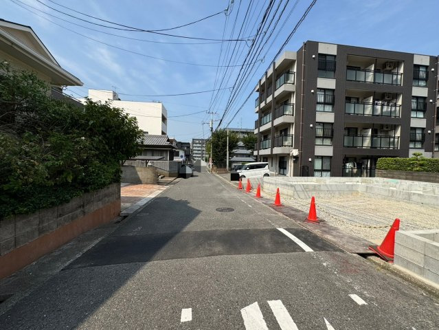 SUN COURT－サンコート－小倉北区高峰町　【小倉北区　新築戸建て】の前面道路含む現地写真|現地撮影　2024,9,6　SUN COURT－サンコート－小倉北区高峰町　【小倉北区　新築戸建て】