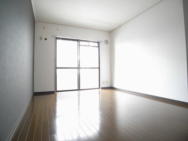 【洋室】 | ファミール吉田Ⅱ