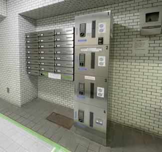 【エントランス】