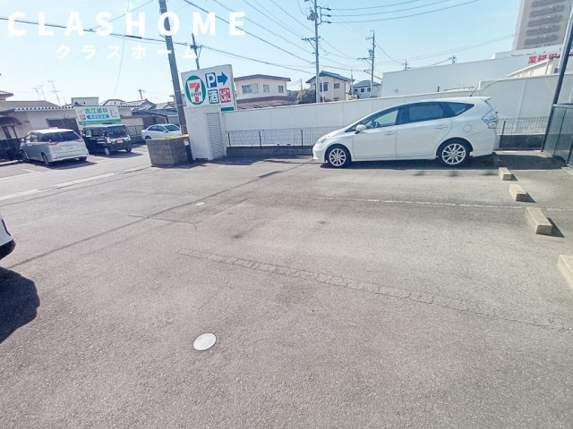 アンプルール　ブワ　高松 　　刈谷市の賃貸ならクラスホーム刈谷店の駐車場