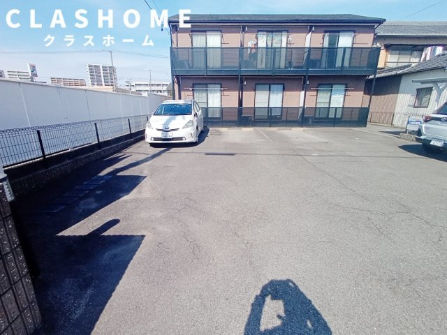 アンプルール　ブワ　高松 　　刈谷市の賃貸ならクラスホーム刈谷店の駐車場