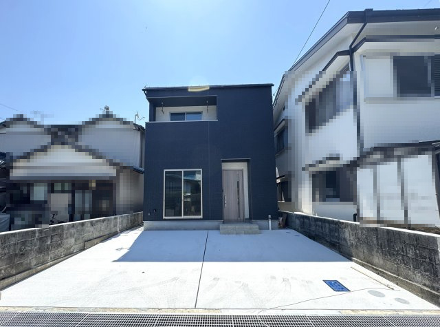 高知市薊野西町1丁目の駐車場