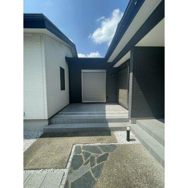 新山貸家のバルコニー