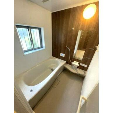 新山貸家の浴室