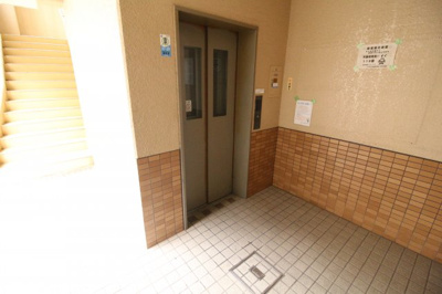 【エントランス】 | シャロンT・I