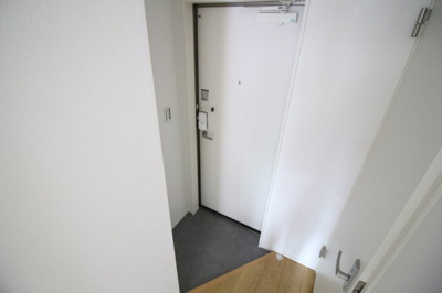 【玄関】 | メゾン・ソレイユ