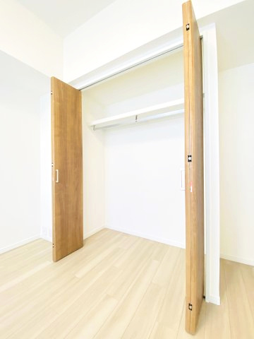 【収納】 | ヒルテラス横浜・保土ヶ谷壱番館 | 約6.3帖の洋室に設置されたクローゼットです。
