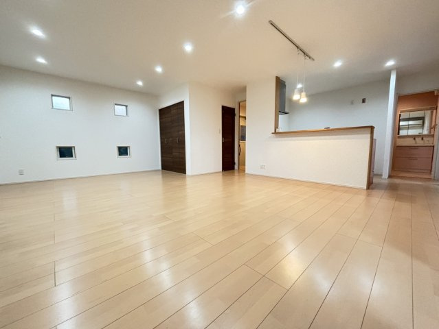 宇部市西岐波　の居間・リビング