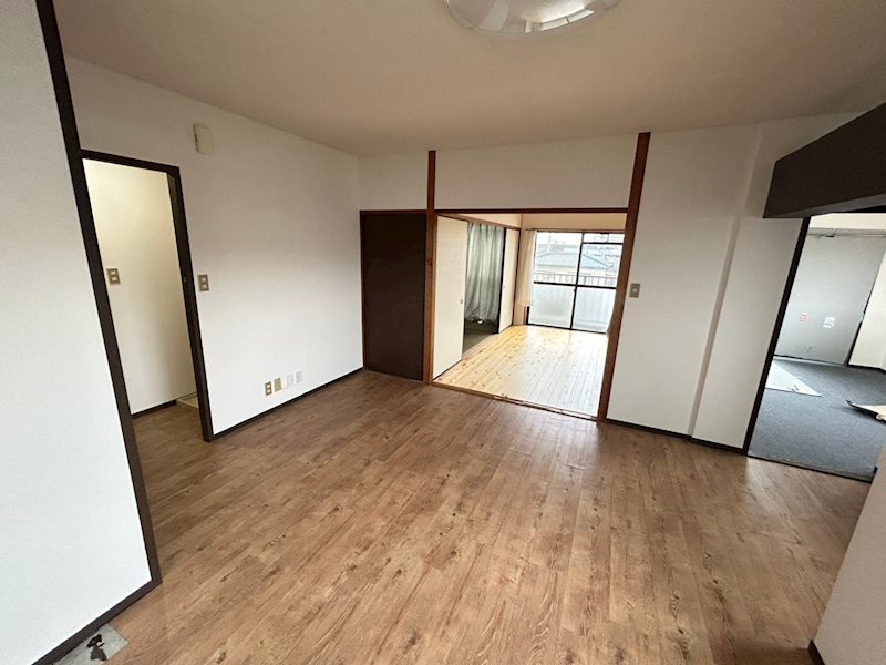 セザール田迎の内装