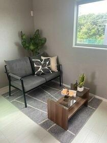 大橋町　中古一戸建ての居間・リビング|LDK12.5帖
■物件内覧・資金計画相談・住宅ローン相談、リフォーム相談、お問合せ受付中■
※当日・翌日のご内覧、ご相談はお電話でのお問合せがスムーズです！