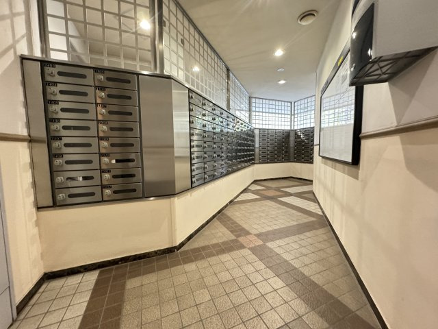 イーストパークス大島ノーザンスクエアのその他共用部分|メールBOXコーナー