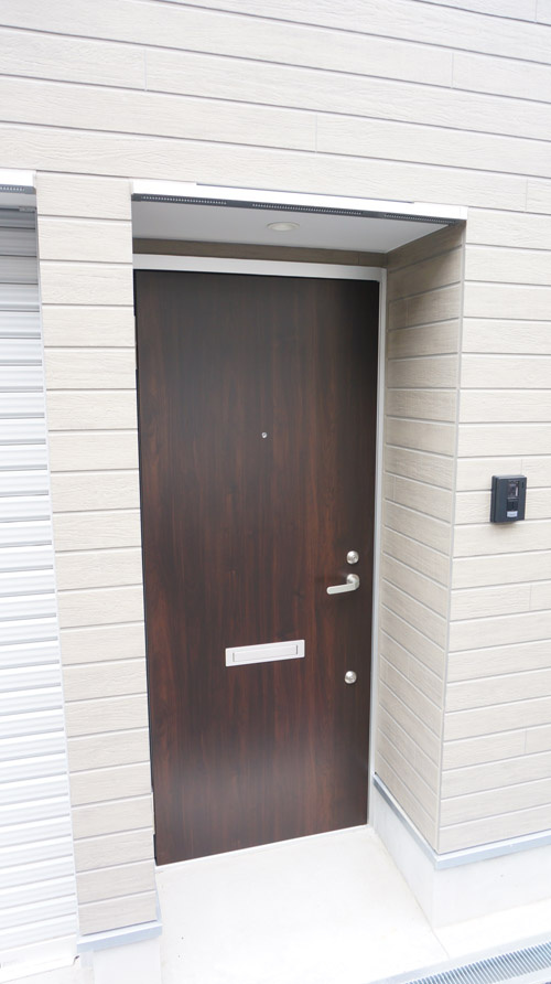 inCELL船橋習志野台 with OUTERPLUS Cの玄関