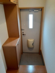 ゆったりとした玄関です