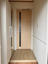 明るい玄関です