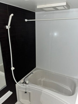 落ち着いた空間のお風呂です