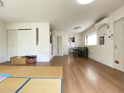 【居間・リビング】 | 熊谷市円光1丁目　中古住宅   | 現地(2024年9月撮影)