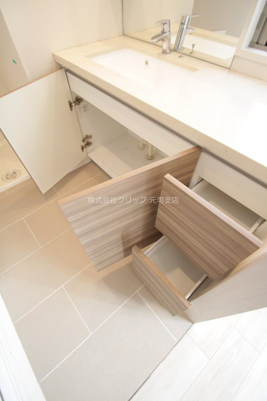 ザ・パークハビオ横浜山手の洗面所