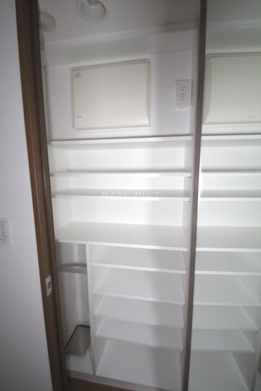 メトロタワー山下町の収納