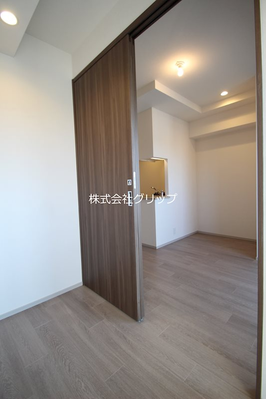 ドゥーエ横濱鶴見の居間・リビング