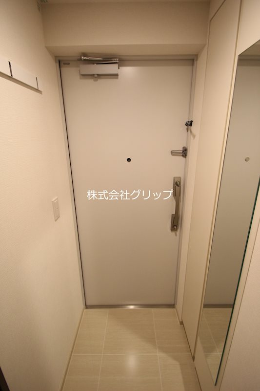 ドゥーエ横濱鶴見の玄関