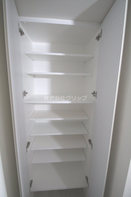 SHOKEN Residence 横浜関内の収納