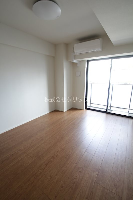 SHOKEN Residence 横浜関内の洋室