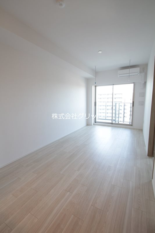 ラティエラ横濱大通り公園の居間・リビング