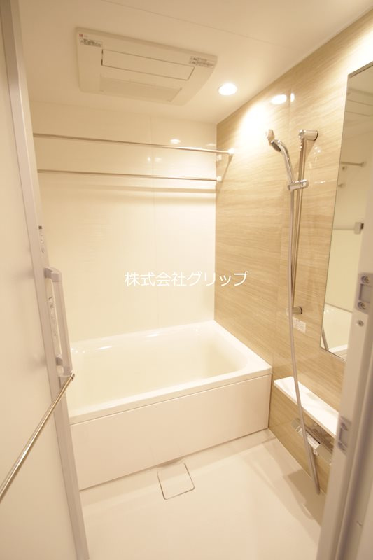 ラティエラ横濱大通り公園の浴室