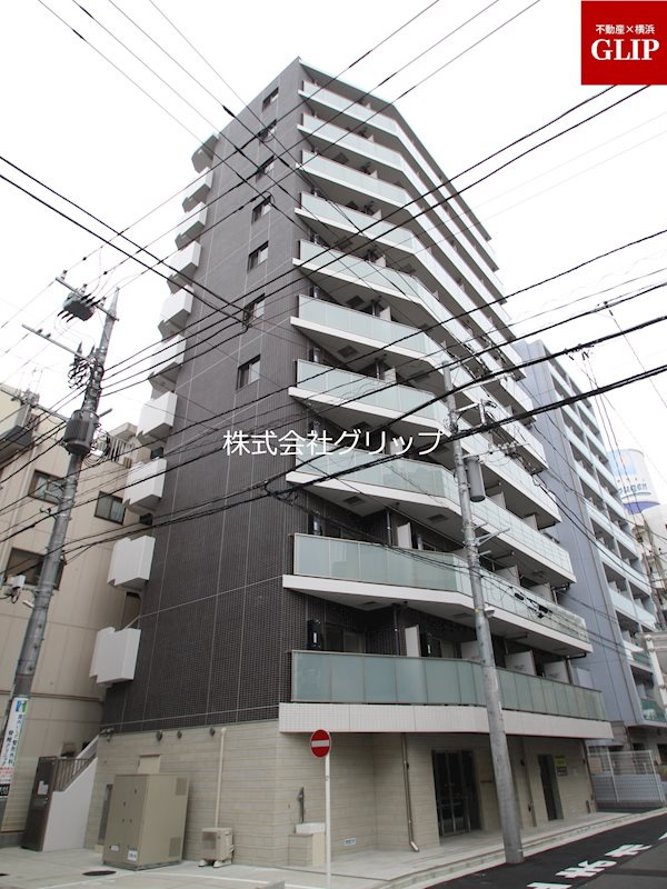 AZEST関内の外観