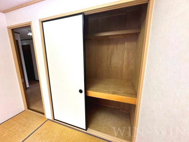 ハイステージ 弐番館 Bの収納