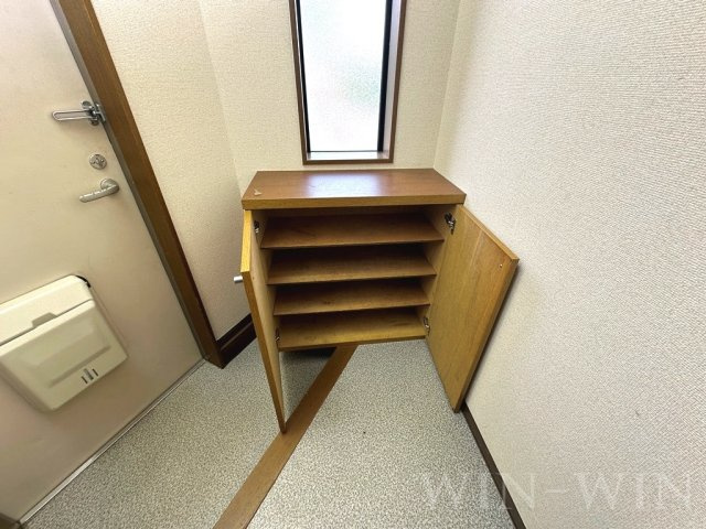 ハイステージ 弐番館 Bの玄関