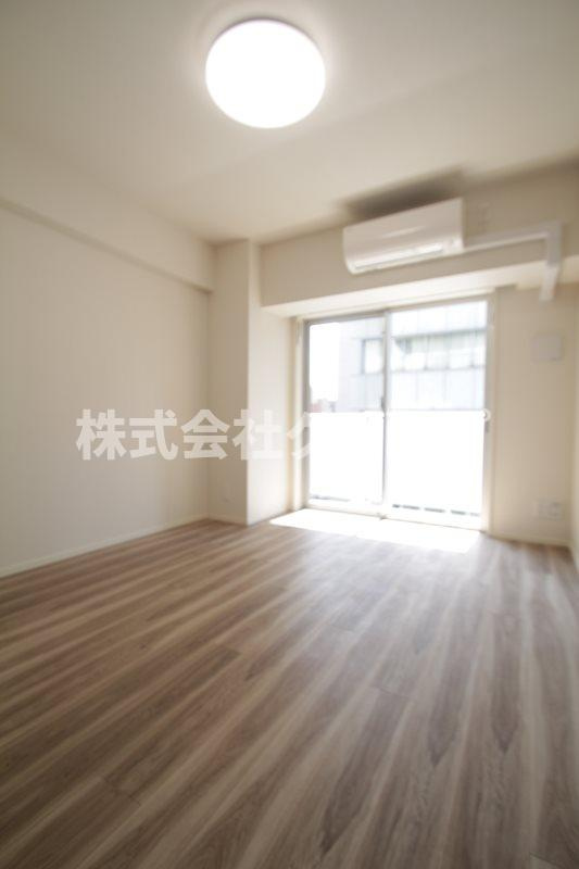 ジェノヴィア横浜関内Ⅱスカイガーデンの洋室