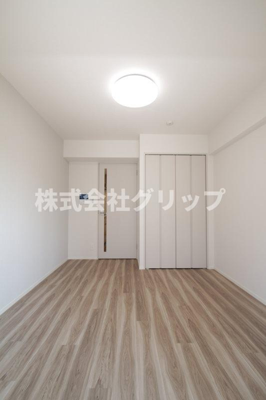 ジェノヴィア横浜関内Ⅱスカイガーデンの居間・リビング