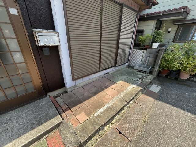 岩槻区加倉４丁目戸建のエントランス|エントランスです