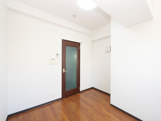 大阪市東成区玉津２丁目の賃貸マンションの居間・リビング