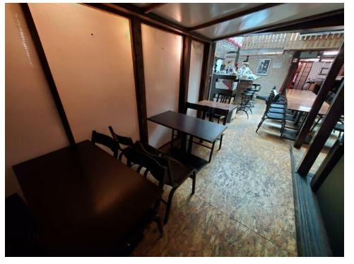 聖真子町店舗のロビー