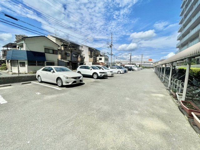 Mプラザ枚方弐番館の駐車場|駐車場■物件内覧・資金計画相談・住宅ローン相談、リフォーム相談、お問合せ受付中■
※当日・翌日のご内覧、ご相談はお電話でのお問合せがスムーズです！