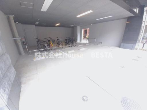 ワールドアイ神戸ハーバーランドⅡの駐車場