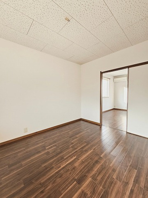 【居間・リビング】 | 鷹日マンション