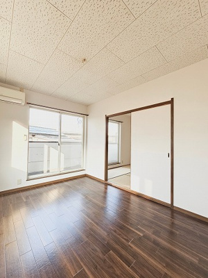 【洋室】 | 鷹日マンション