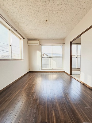 【洋室】 | 鷹日マンション