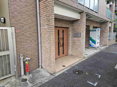 【エントランス】 | プレール芦花公園