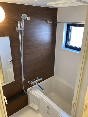 【浴室】 | LANDIC K320 | 別号室の写真になります。現況優先。
