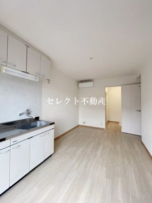 【居間・リビング】 | ローサ氷川 | 【ローサ氷川 】