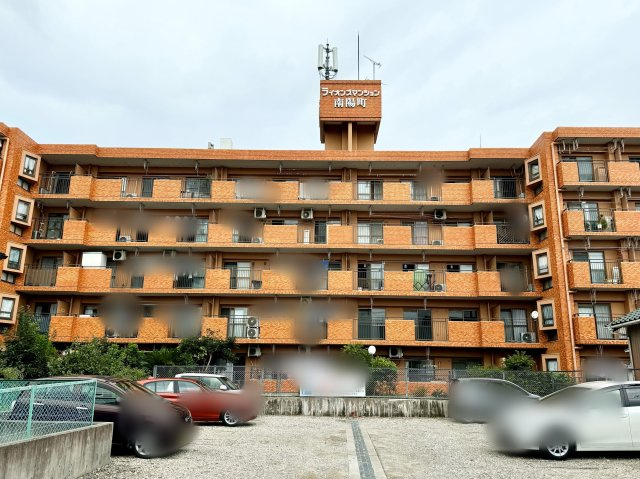 ライオンズマンション南陽町の外観