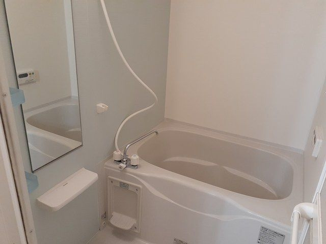 アイ　フラットの浴室