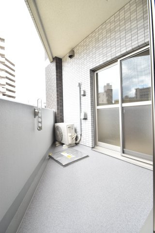 大阪市城東区蒲生２丁目の賃貸マンションのバルコニー