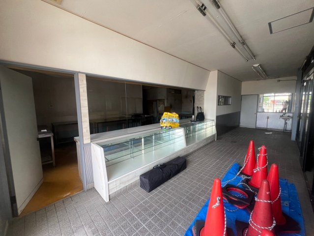 マルマサ店舗の内装